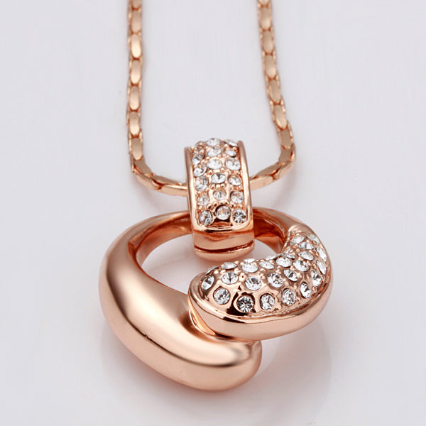 Elegant Halo Pendant-6